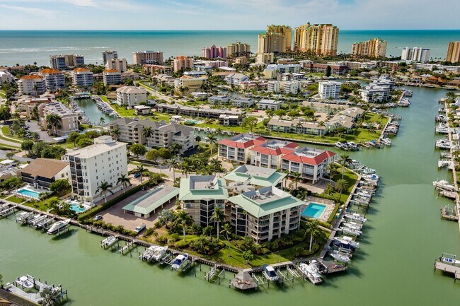 Building Photo - Tropical isle