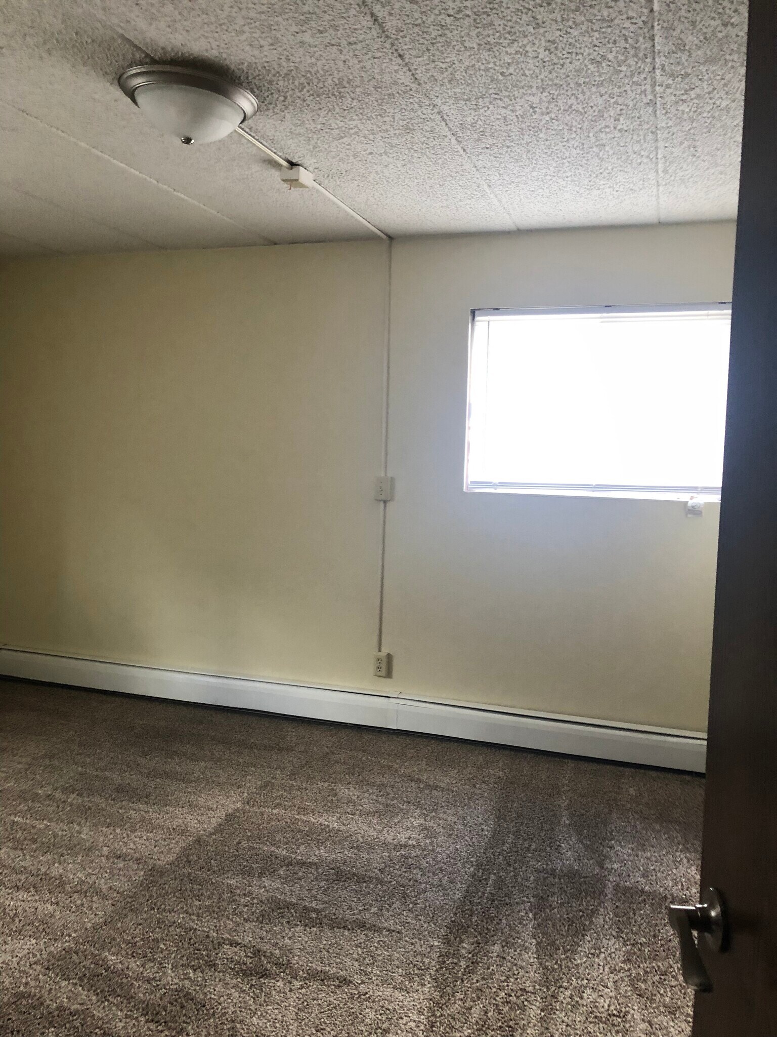 Building Photo - 304 4th St S