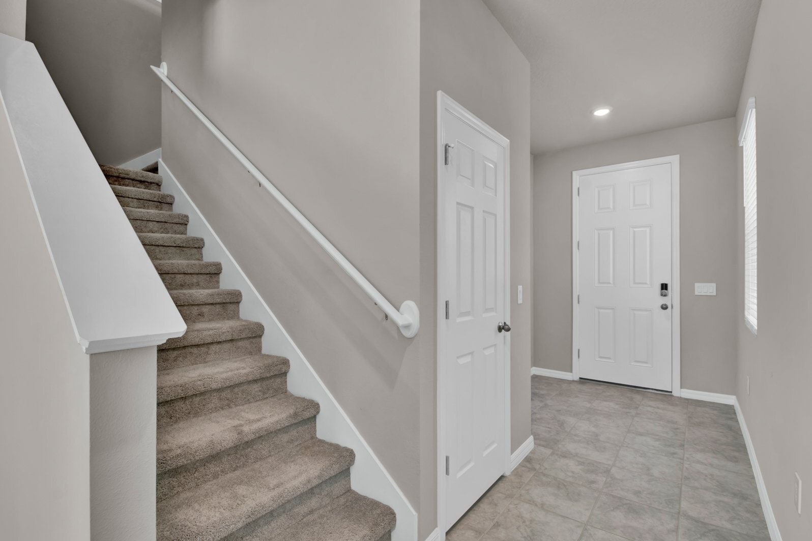 Building Photo - 2447 Gold Dust Dr