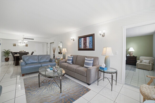 Building Photo - 3450 S Ocean Blvd