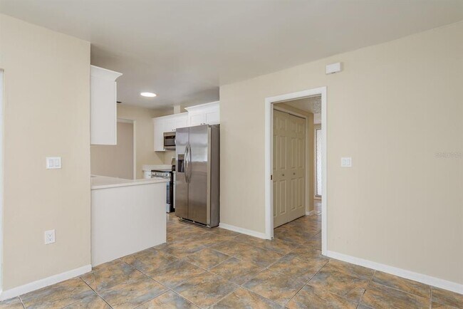 Building Photo - 2977 Palmetto Ct