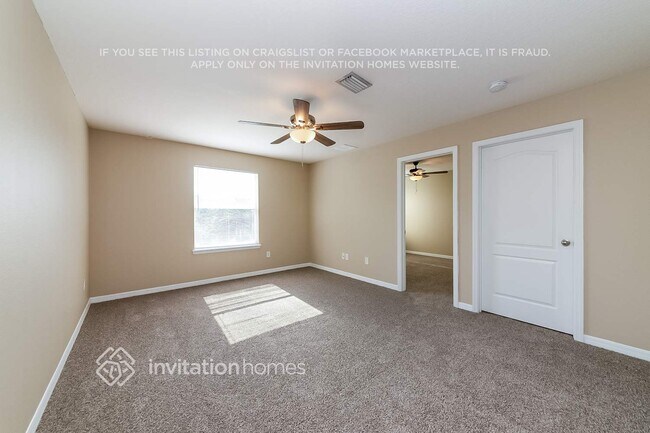 Building Photo - 9033 32nd Ct E