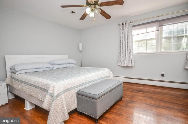 Building Photo - 9801 Belhaven Rd