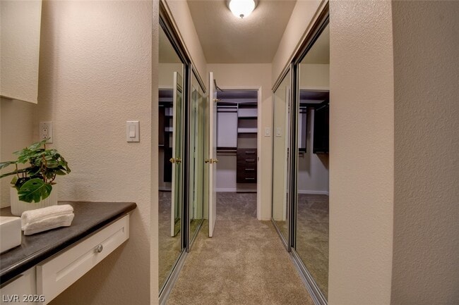 Building Photo - 3111 Bel Air Dr