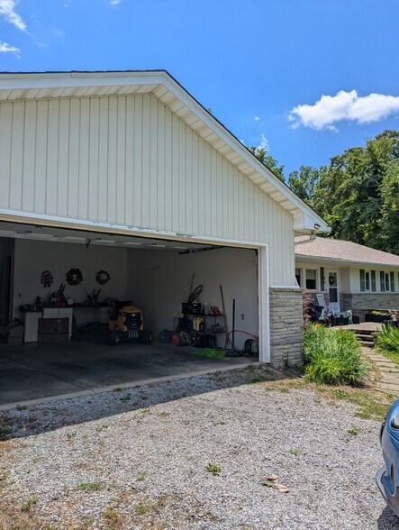 Building Photo - 80 Dobson Dr
