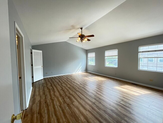 Building Photo - 3186 Anton Dr