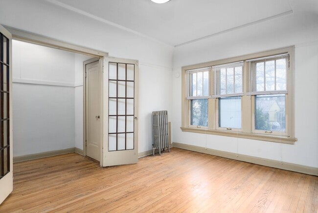 Brewers Hill Studio - Living Area - Brewer's Hill