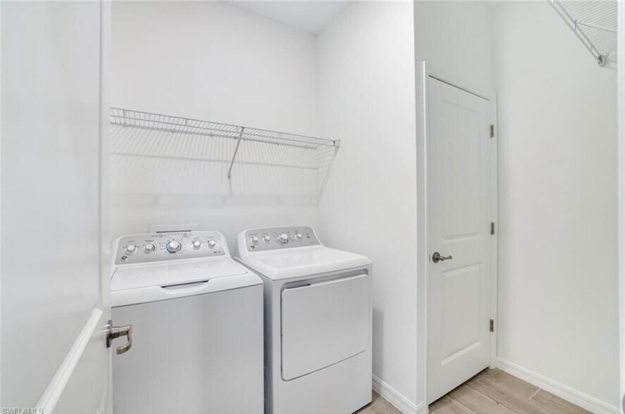 Laundry room - 2340 Feather Brook Ln