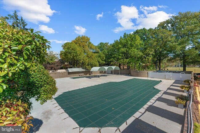 Building Photo - 1378 4th St SW