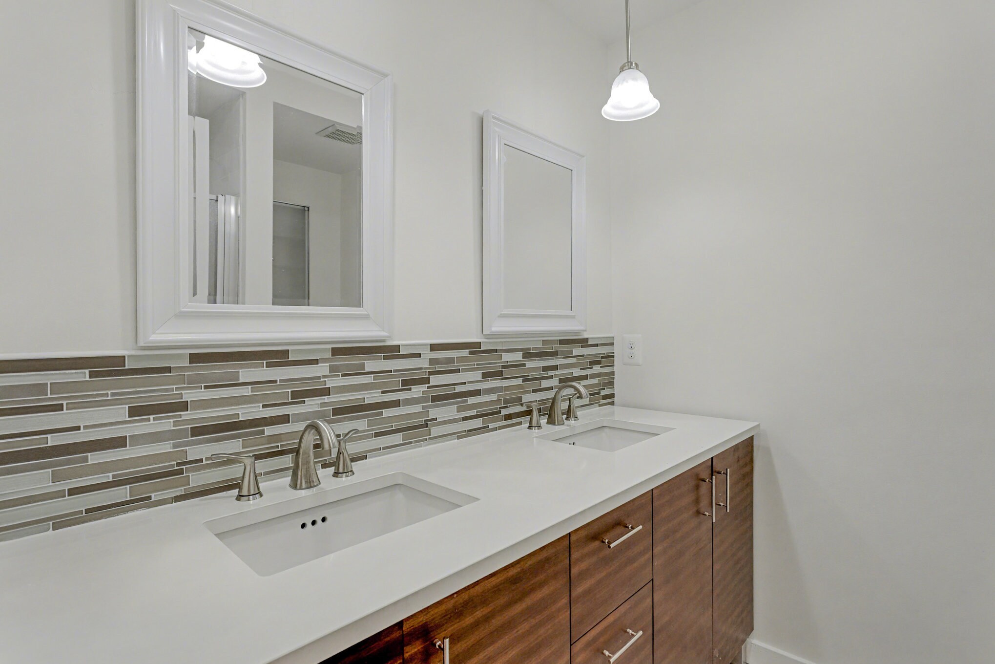 Building Photo - 13 Mullingar Ct