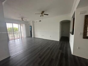 Building Photo - 6420 NW 114th Ave