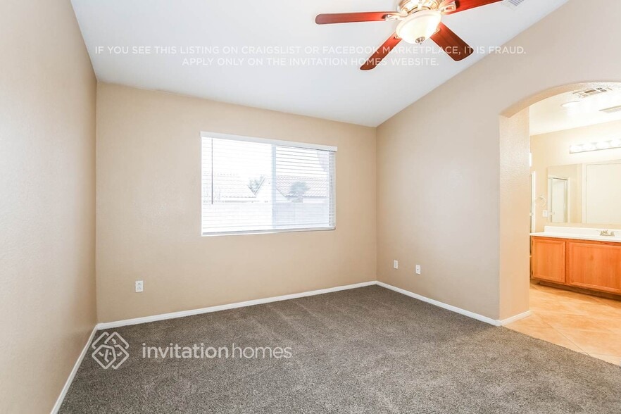 Building Photo - 115 Quailbush Dr