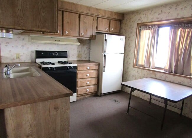 Building Photo - Single Wide in Yerington For Rent