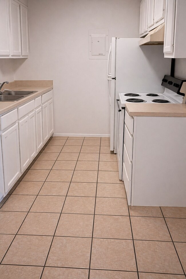 Building Photo - Move In for Just $299 – 1-Bedroom Special at Sundown Apartments!