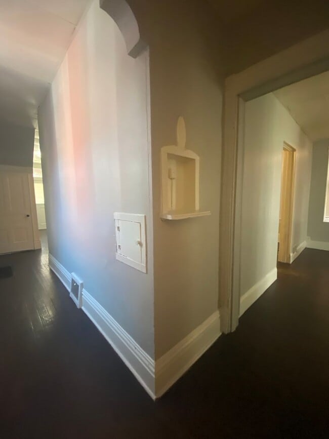 Building Photo - 3428 Dunnica Ave