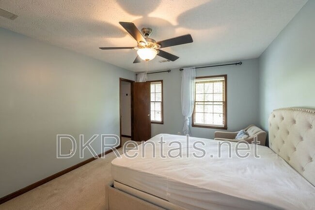 Building Photo - 3787 Etna Dr