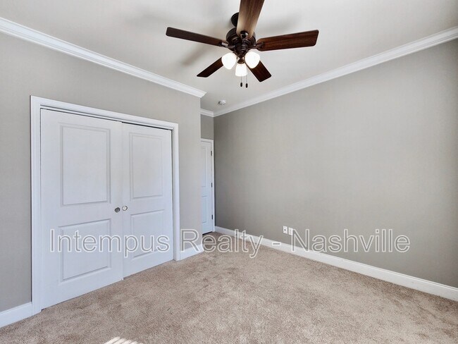 Building Photo - 1005 Maleventum Way