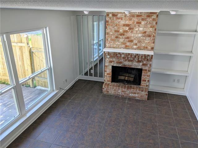 Building Photo - 850 Asheville Dr