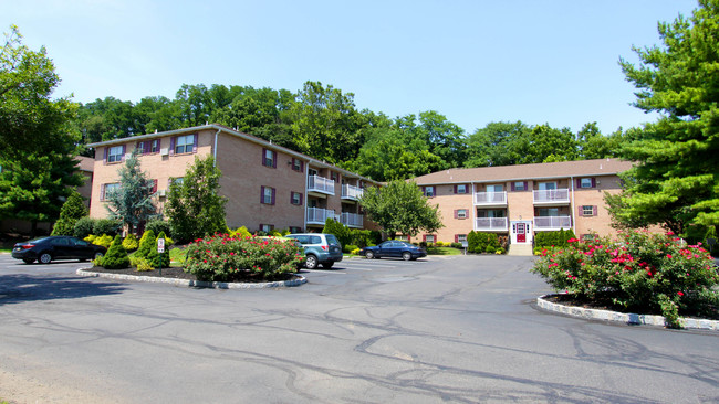 Building Photo - Waters Edge Apartments