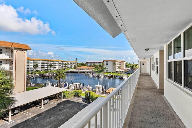 Building Photo - 931 Gardenia Dr