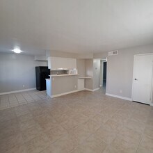 Building Photo - 4260 N Vornsand Dr