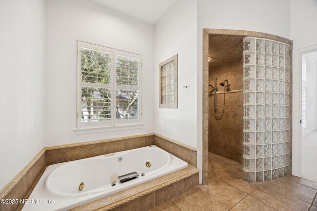 Building Photo - 112 Indian Hammock Ln