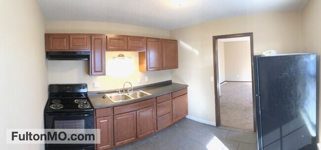 Building Photo - 541 Collier Ln
