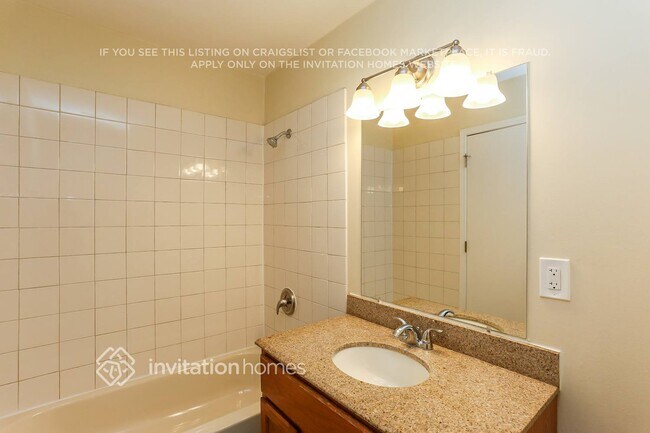 Building Photo - 808 Cypress Ln