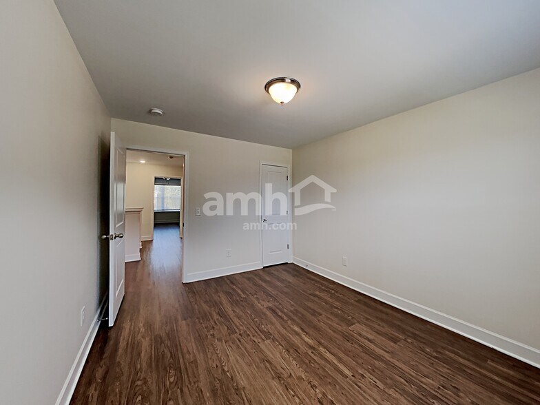 Building Photo - 701 Drema Ct