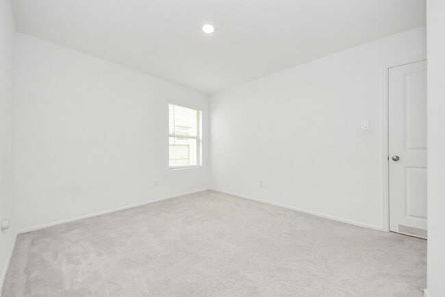 Building Photo - 10910 Bright Beacon Dr