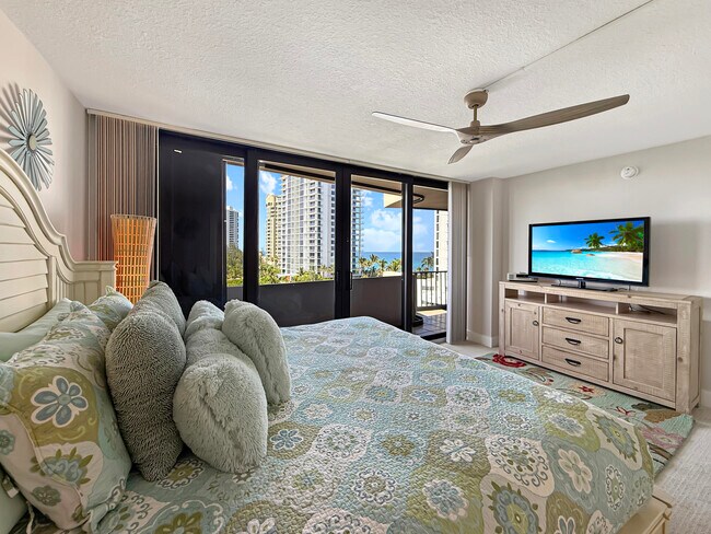 Building Photo - 4200 N Ocean Dr
