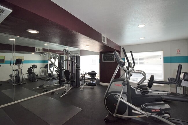 Interior Photo - 11030