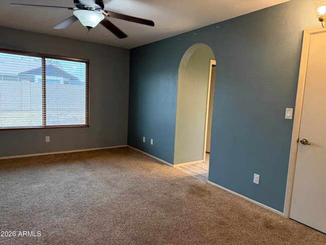 Building Photo - 7126 W Sunnyside Dr