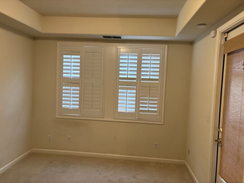 Building Photo - 3339 Monaghan St