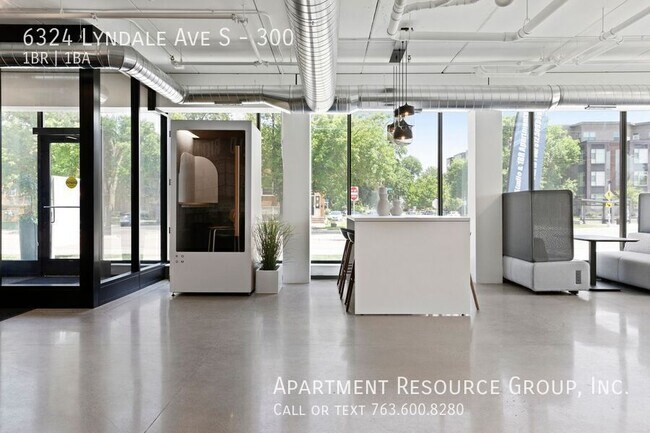 Building Photo - 6324 Lyndale Ave S