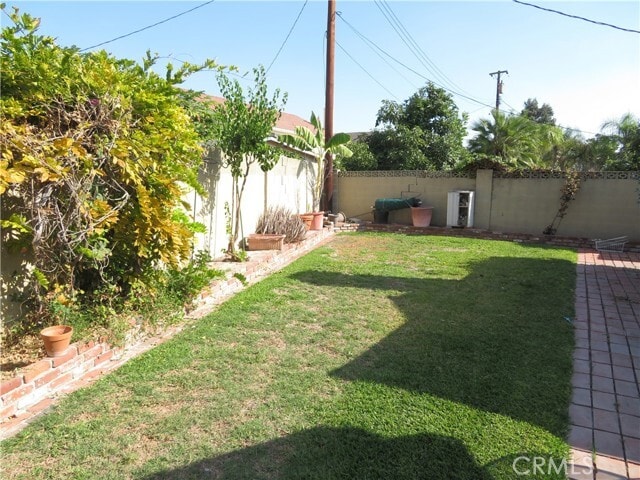 Building Photo - 1435 W Westmont Dr