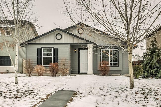Primary Photo - Single-Level Home in Meridian