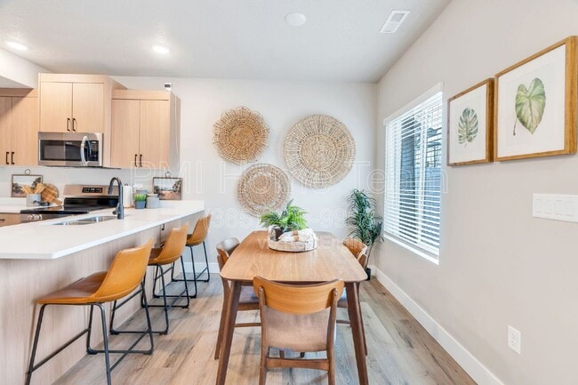 Building Photo - 7213 W Lara Leigh Ln