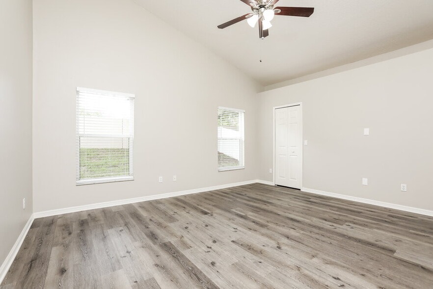 Building Photo - 4654 Park Eden Cir