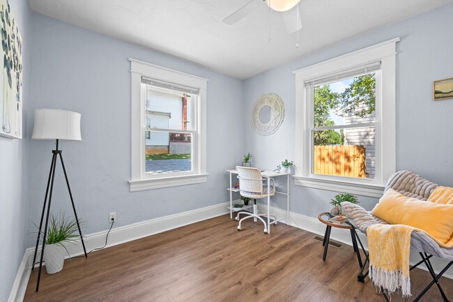 Building Photo - 403 Polk St