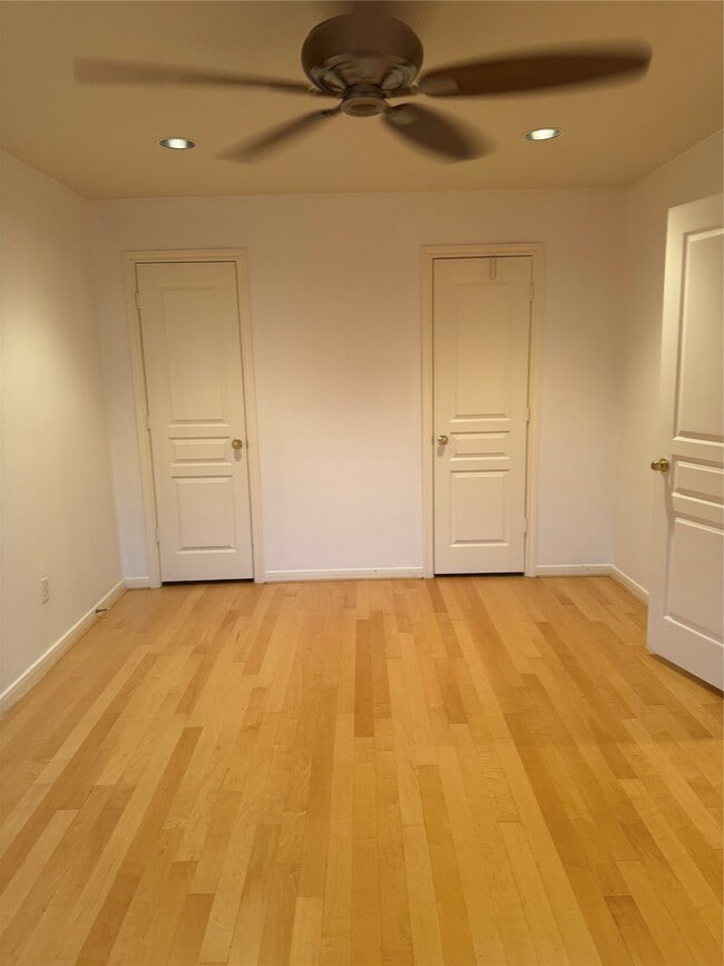 Building Photo - 12022 Miramar Shores Dr