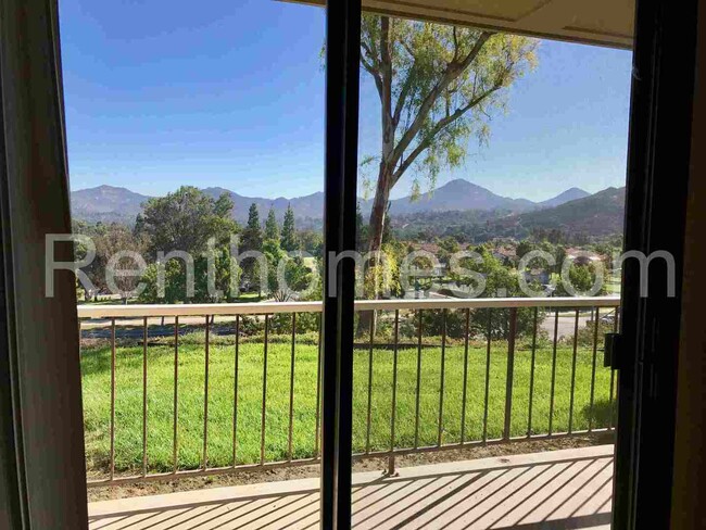 Building Photo - Rancho Bernardo, 12280 Corte Sabio #4105, ...