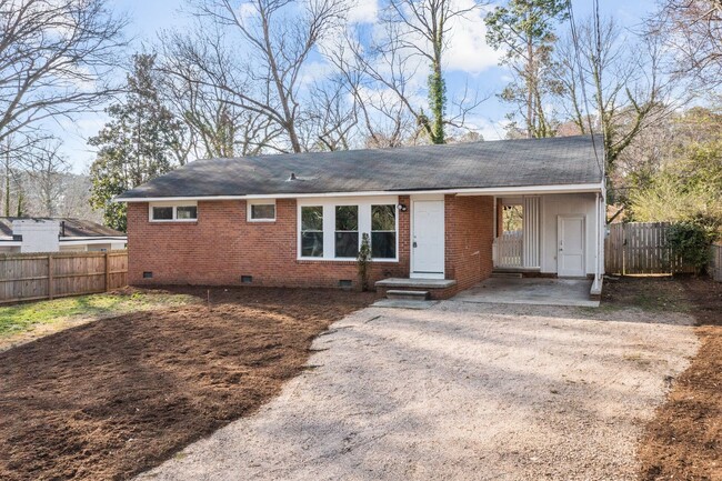 Building Photo - Beautiful 3BR Home in SE Raleigh - Fully R...