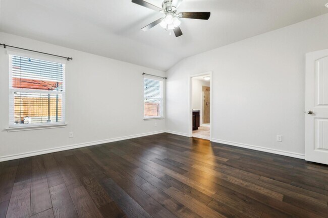 Building Photo - 13026 Maestro Spark