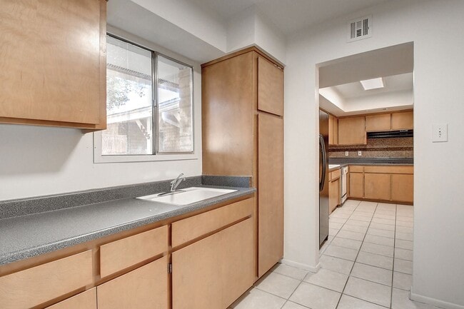 Building Photo - Spacious 4BR Tempe Home with Private Pool Near ASU