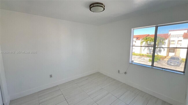 Building Photo - 1132 NW 125th Path