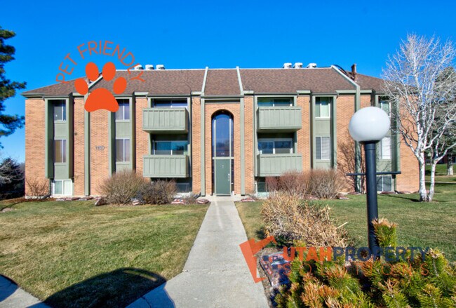 Primary Photo - 1180 Foothill Dr