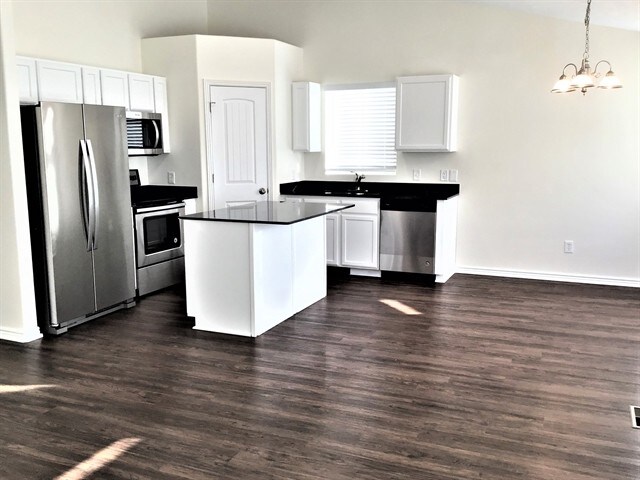 Building Photo - 7051 W Saw Timber Way