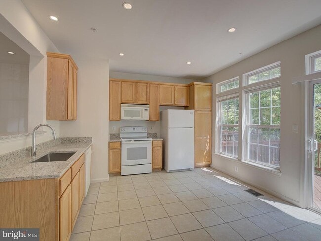 Building Photo - 13013 Cordelia Ct