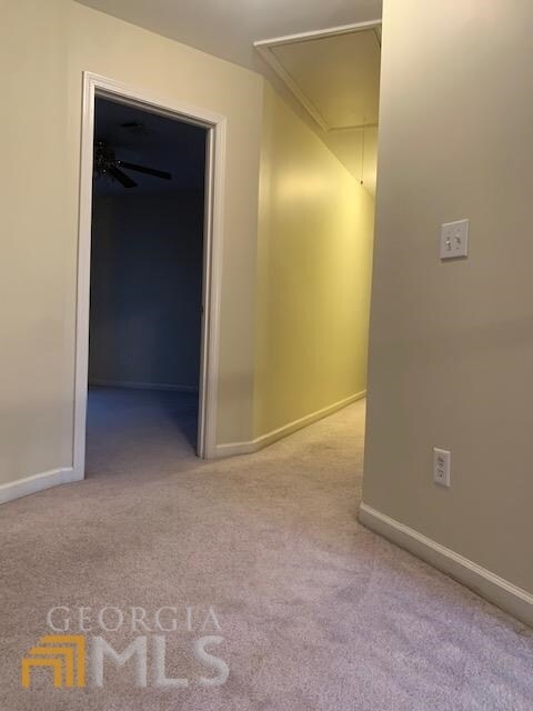 Building Photo - 552 Magnolia Dr